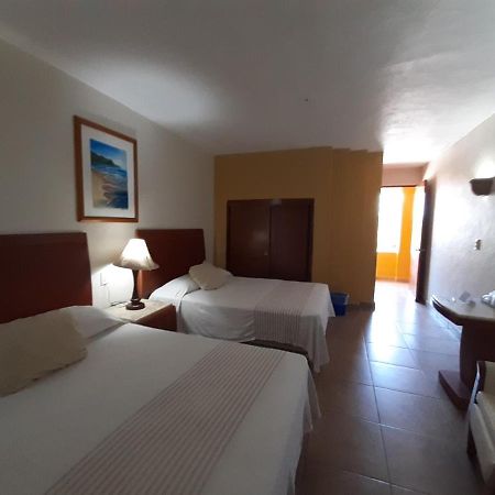 Hotel Maria Teresa Плайя-Асуль Экстерьер фото